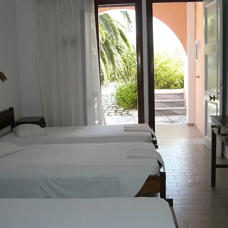 Atisis Apartments Benitses  Room photo