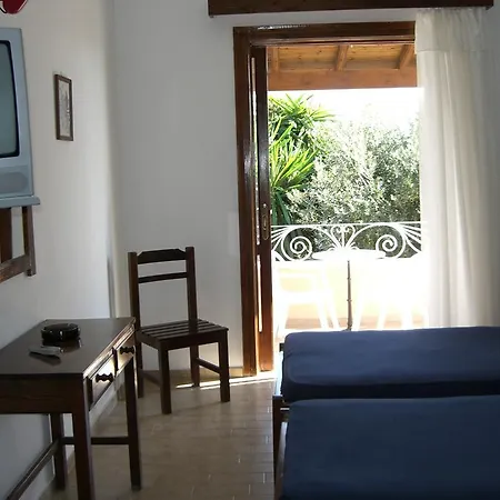 Atisis Apartments Benitses  Room photo