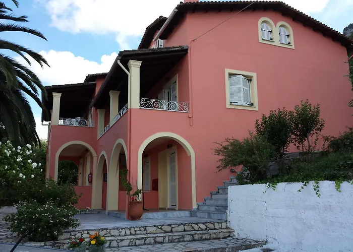 Atisis Apartments
