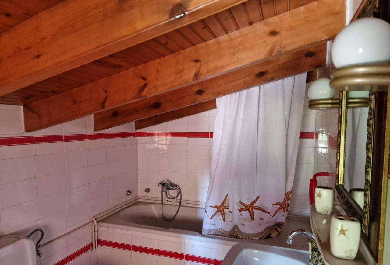 Atisis Apartmán *