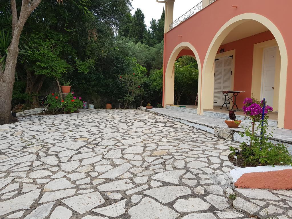 Apartment Atisis *