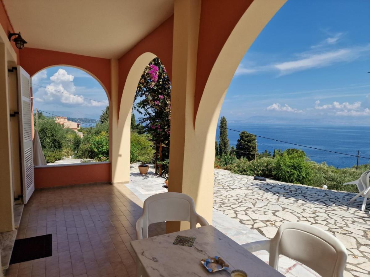 Apartament Atisis *